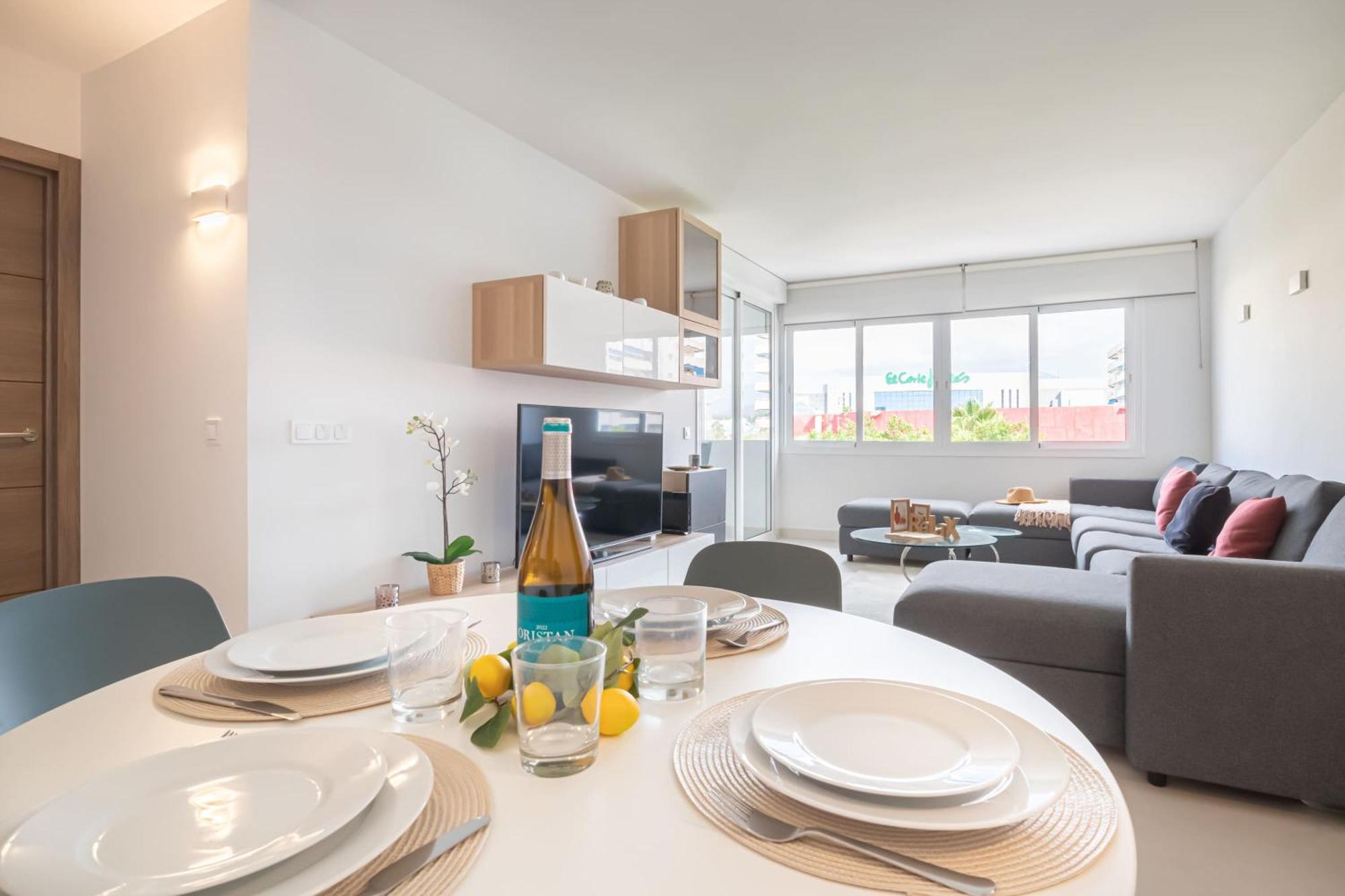 Puerto Banus Bay Apartment Marbella